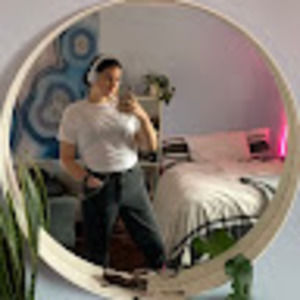 Meet your Posher, Tarah